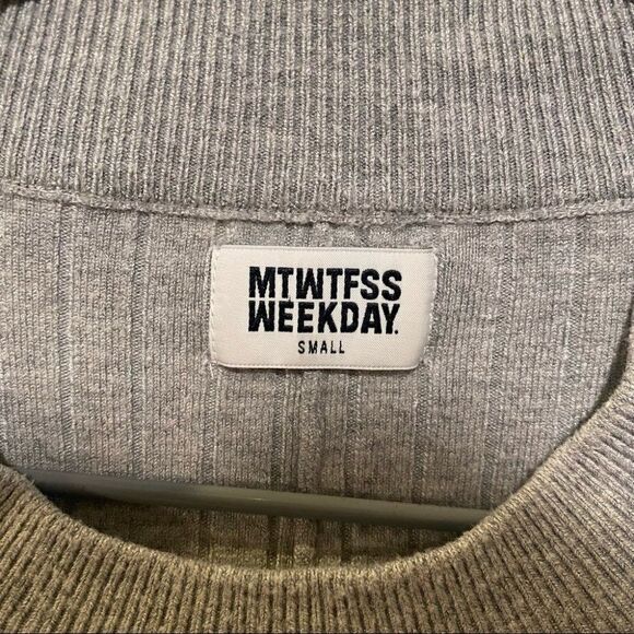 MTWTFSS Weekday Ribbed Crew Neck Long Sleeve Pullover Sweater in Gray Small - Picture 4 of 7